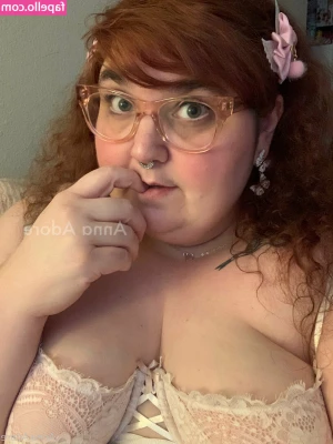 bbwannaadorefree - I like matching my panties to my hair