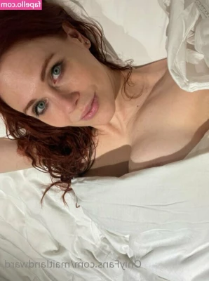 Maitland Ward [ maitland-ward ] - Fotito de mi qk