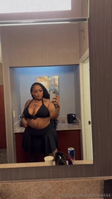 unicorn444 - Para más contenido sígueme