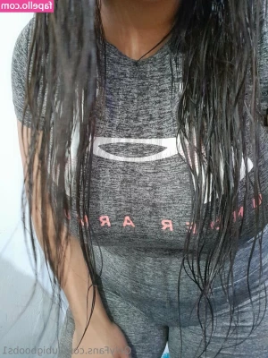 lubigboobs1 - nip slip