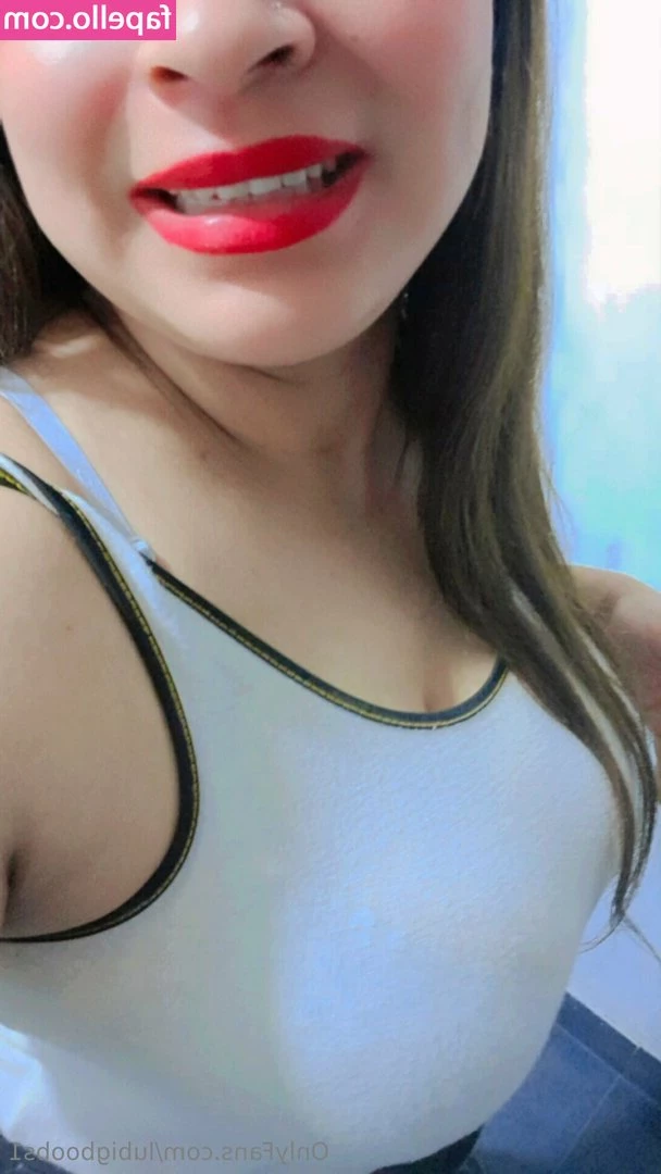 lubigboobs1 - Fire ass content in the making here in Vegas! You fans shoulda bought