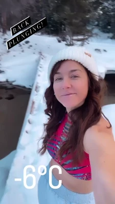 Erin Karpluk [ erin-karpluk ] - New XXXtra hot dark latex video now in your inbox!🖤💦..enjoy