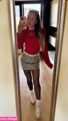 Sophie Pawlica [ sophie-pawlica ] - Im ready for your attention 🍆💦