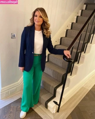 Karren Brady [ karren-brady ] - Hi babes