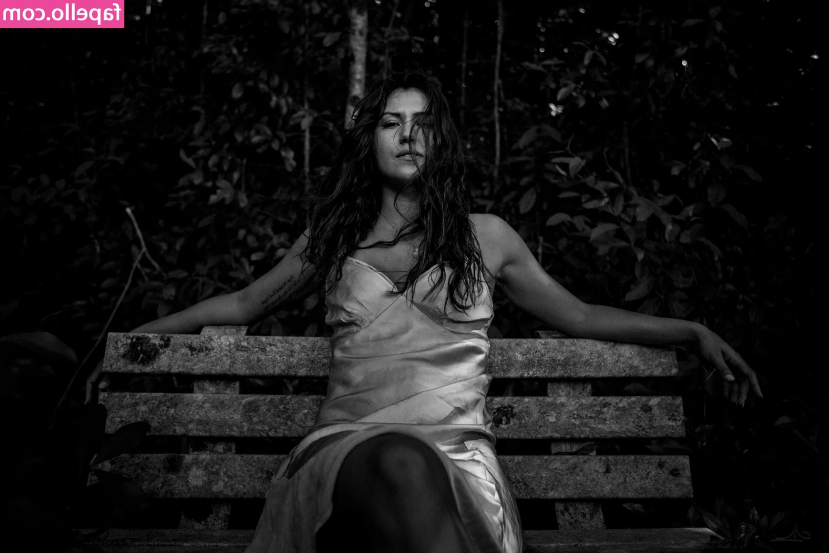 Kelly Yazdi [ kelly-yazdi ] - Another one from the past    I am going to be taking some new photos