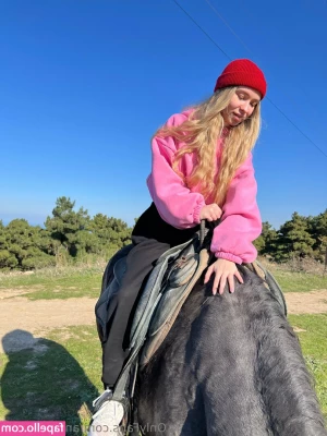 angel_crystal [ angel-crystal-1 ] - Fulfill my secret fantasy and eat your cum for me, it would make me