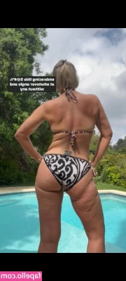 Suzanne Shaw [ suzanne-shaw ] - Come sit with me