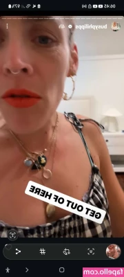 Busy Philipps [ busy-philipps ] - Let’s be naughty