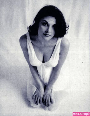Sherilyn Fenn [ sherilyn-fenn ] - Clean my Dick with your mouth