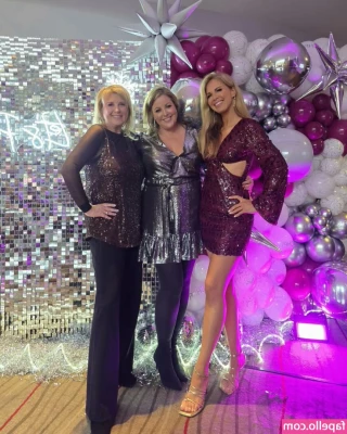 Jo Blythe [ jo-blythe ] - Hi there  I m thrilled to see   you on my page  seductressriley  
