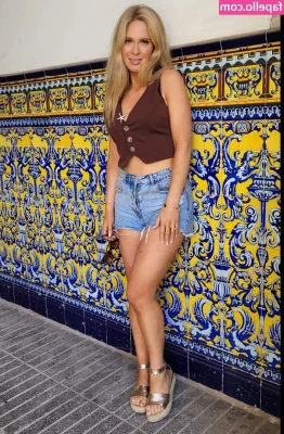 Jo Blythe [ jo-blythe ] - hope you’ve had a good day and thank you for making my day so