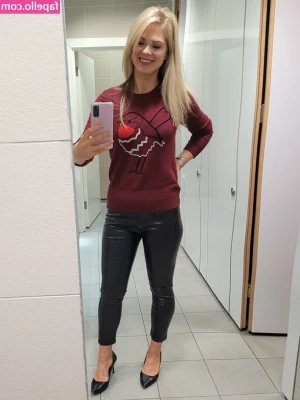 Jo Blythe [ jo-blythe ] - What sort of things do you guys what to see from me