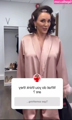 Shirley Ballas [ shirley-ballas ] - A gentle, caring mommy vibe for this SPH jerk off instruction video. 