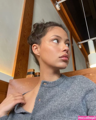 Fiona Barron [ fiona-barron ] - Hello my friends, I'm waiting for you at my place for a discount of