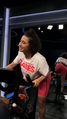 Ilana Glazer [ ilana-glazer ] - Just a little love tap, but make sure I can hear it nice and LOUD