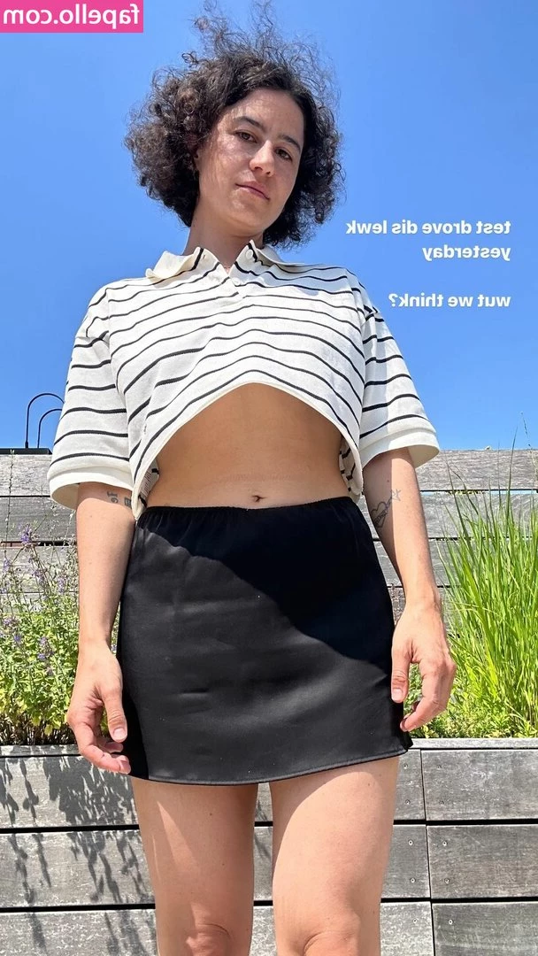 Ilana Glazer [ ilana-glazer ] - Leia-Ann  How do you rate my technique  Poll below