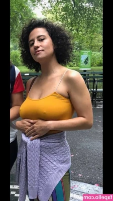 Ilana Glazer [ ilana-glazer ] - By special request  Romanian Deadlifts made fun
