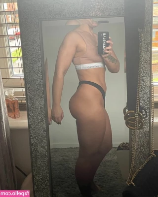 Lisa Cockburn [ lisa-cockburn ] - Happy Friday 😊 have a great day