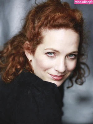 Katherine Parkinson [ katherine-parkinson ] - In weekend i made a video for you, keep your eyes here😛