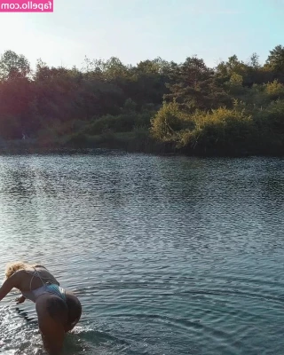 Sophie Pettifer [ sophie-pettifer ] - Sunny s posterior is undeniably grand  of that there is no dispute 