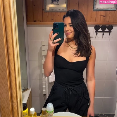 Sarah Story [ sarah-story ] - your favorite latina