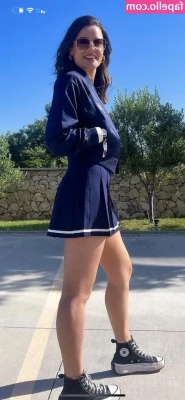 Sarah Story [ sarah-story ] - Ready for spanks daddyyyy…