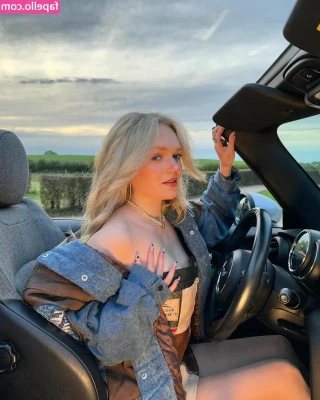 Sapphire Upshall [ sapphire-upshall ] - KIKI DRIP 💦 💦💦 When you come see me at EXXXOTICA - you