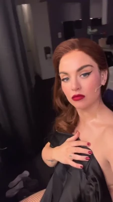  [ joanna-jojo-levesque ] - Sorry I ve been quiet the last few days I was on tour sword