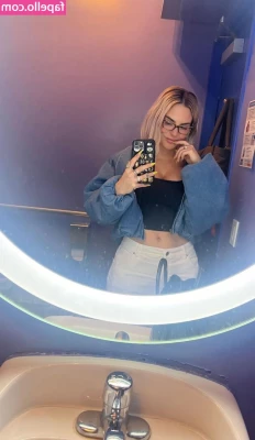 Joanna Jojo Levesque [ joanna-jojo-levesque ] - I love it when you tease me. 🤤