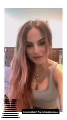 Joanna Jojo Levesque [ joanna-jojo-levesque ] - Pegging is one of my favourite activities