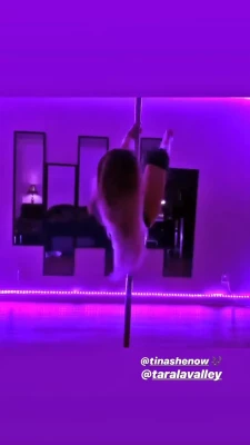 Joanna Jojo Levesque [ joanna-jojo-levesque ] - 🇮🇹Vieni mentre ti schiaccio la faccia con i miei piedi