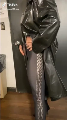 Joanna Jojo Levesque [ joanna-jojo-levesque ] - My   need your attention
