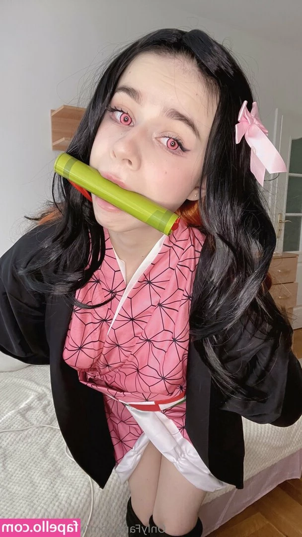white_sakuraa [ white-sakuraa ] - JULY CUSTOMS SPECIAL!!!  ✨️$5 PER MINUTE ($25 minimum)   That's