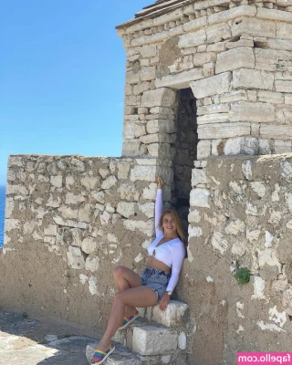 Delinda Disha [ delinda-disha ] - Titty and ass bounce: check dm 🍑😍