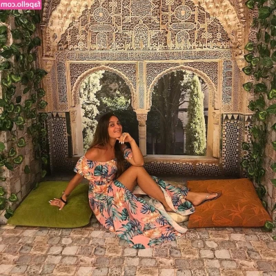 Delinda Disha [ delinda-disha ] - FINGER FUCK SESH😩💦 Legs open ready to fuck *while I’m
