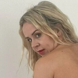 Suzie Best
