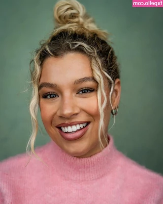 Molly Rainford [ molly-rainford ] - 𝙊𝙆, 𝙄 𝙬𝙞𝙡𝙡 🤖 𝙙𝙚𝙨𝙩𝙧𝙤𝙮