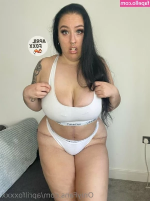 aprilfoxxxx - https://youtu.be/2lCGZtQUbxM New YouTube video! Did you see 🤤