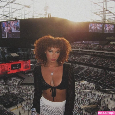 Talia Jackson [ talia-jackson ] - Ever been curious about the thrill of surrender?