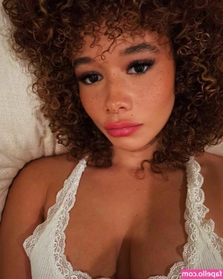 Talia Jackson [ talia-jackson ] - Is this your view tonight