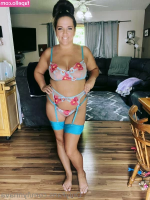 lynnava - My First Tik Tok got pretty heated! 😍 Follow my tiktok@