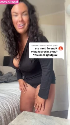 Charlotte Craig [ charlotte-craig ] - VEM AQUI VEM, PEITA AQUI A MÃE