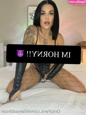 ellamaddison - Ooooh …… black and white 😜🤪😝😘😘😘 Sorry guys