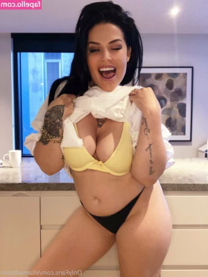 ellamaddison - VIP  buhitoxox   FREE  buhitoxox22   ONLINE NOW Roleplay  Dick Rate 