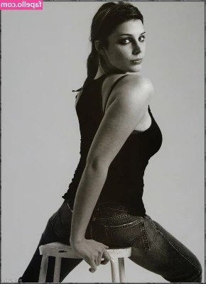 Jessica Pare [ jessica-pare ] - Ardiente