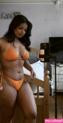A.vriell [ a-vriell ] - Masturbating with mi cola