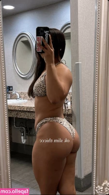 A.vriell [ a-vriell ] - Fat ass bouncing on my BBC