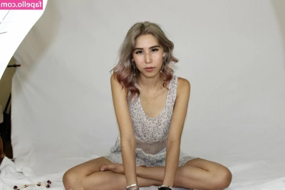 Charisma Kain [ charisma-kain ] - Just sent u the full length foot worship with the gorgeous