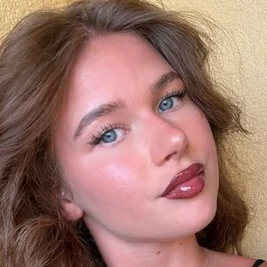 cutievivieee