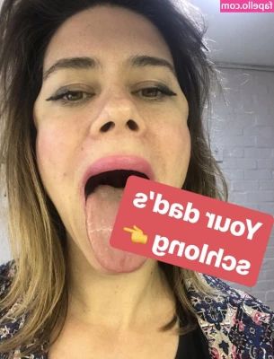 Lou Sanders [ lou-sanders ] - 😍 I CANT FINALLY POST B/G ON MY WALL. WHO WANTS TO SEE ME GET